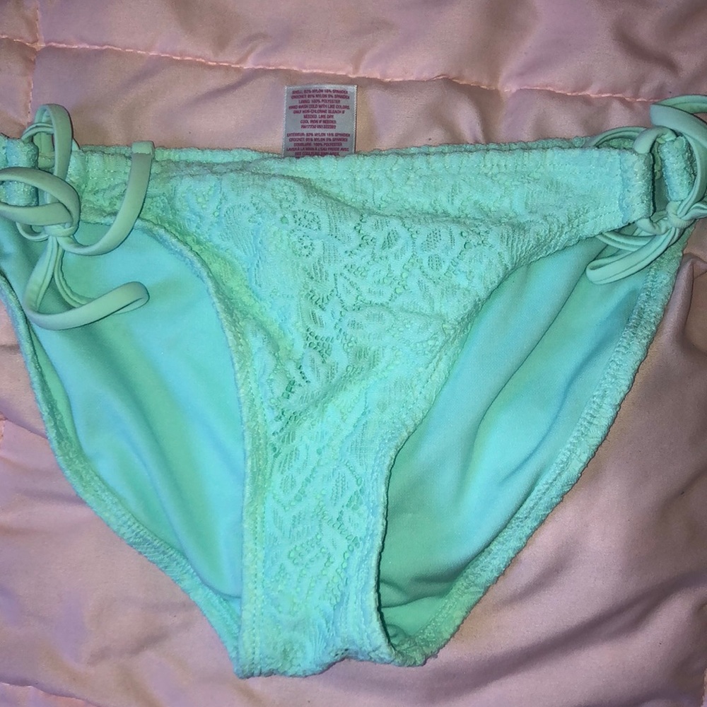 Teens lace bathing suit bottoms